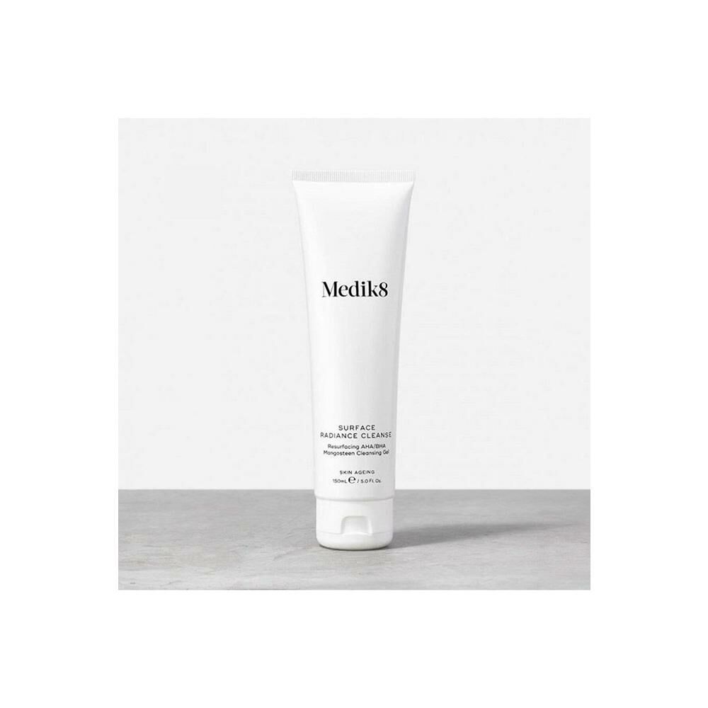 Medik8 Surface Radiance Cleance Cilt Temizleme Jeli 150 ml