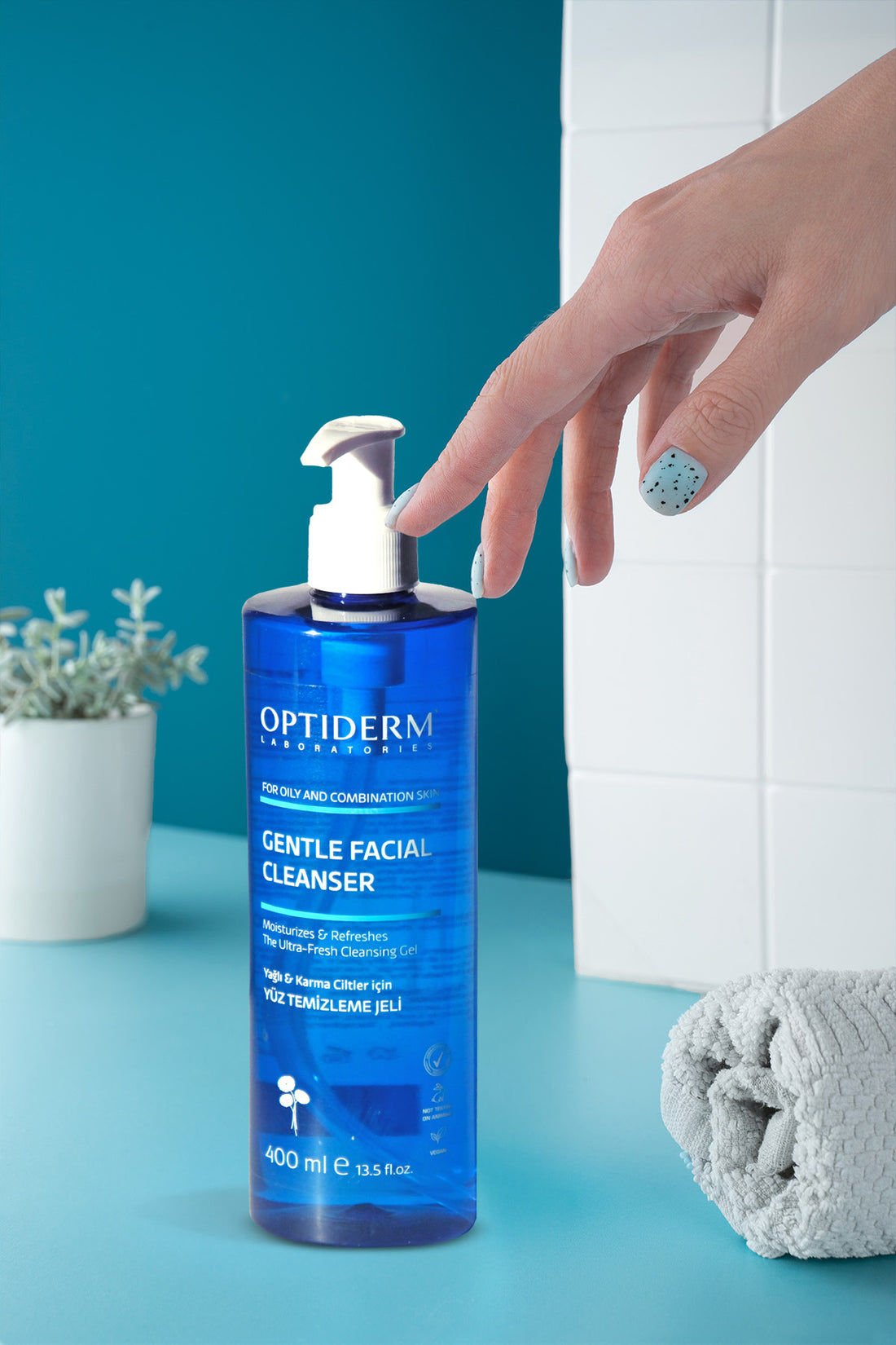 Optiderm Cilt Temizleme Jeli Yağlı ve Karma Ciltler İçin Yüz Temizleme Jeli 400 ml