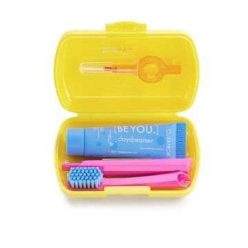Curaprox Travel Set ( Diş Macunu -Böğürtlen,Meyan kökü)