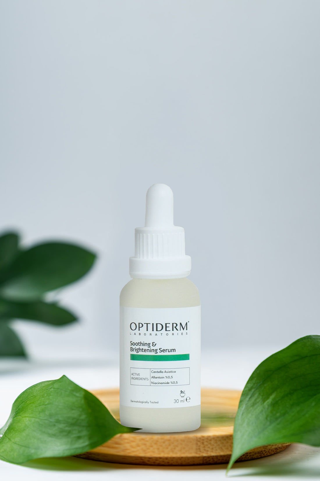 Optiderm Sakinleştici ve Canlandırıcı Soothing & Brightening Serum 30 ml