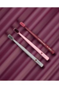 Curaprox 12460 Velvet Diş Fırçası - Pembe/Bordo
