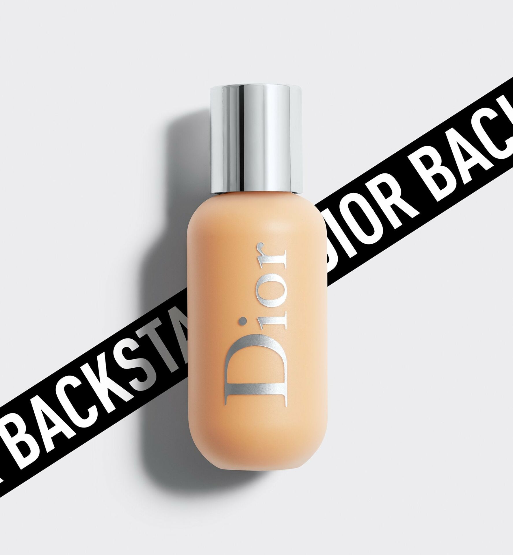 Dior Backstage Face & Body Fondöten - 6WP Warm Peach