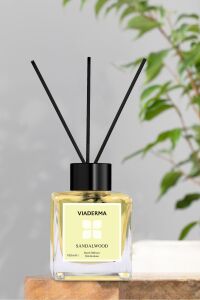 Viaderma Kare Şişe Sandal Ağacı Bambu Çubuklu Oda Kokusu 100 ml