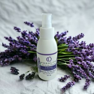 Moon Life Bit Kovucu Lavanta Yağlı Saç Spreyi 100 ml
