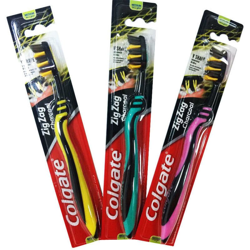 Colgate Zig Zag Chorcool Siyah Diş Fırçası Medium