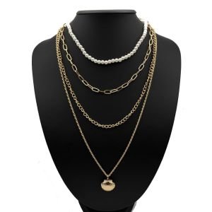 İstiridye Figürlü İncili Kombin Kolye Gold