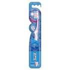 Oral-B 3D White Brilliance Diş Fırçası Medium 40